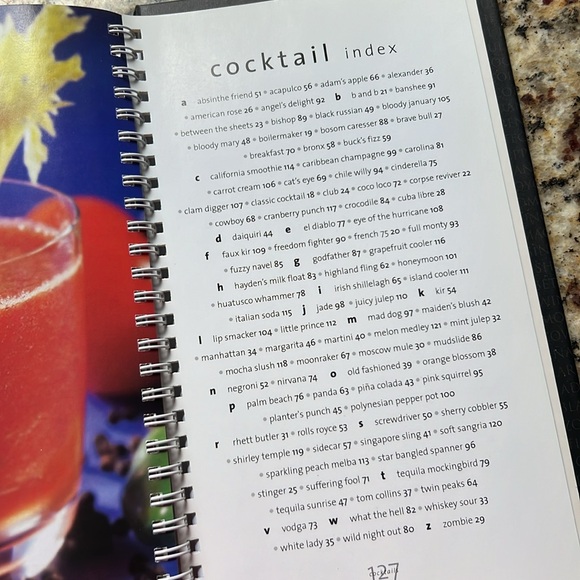Hardcover Classic and Contemporary Cocktails cookbook - Picture 2 of 7